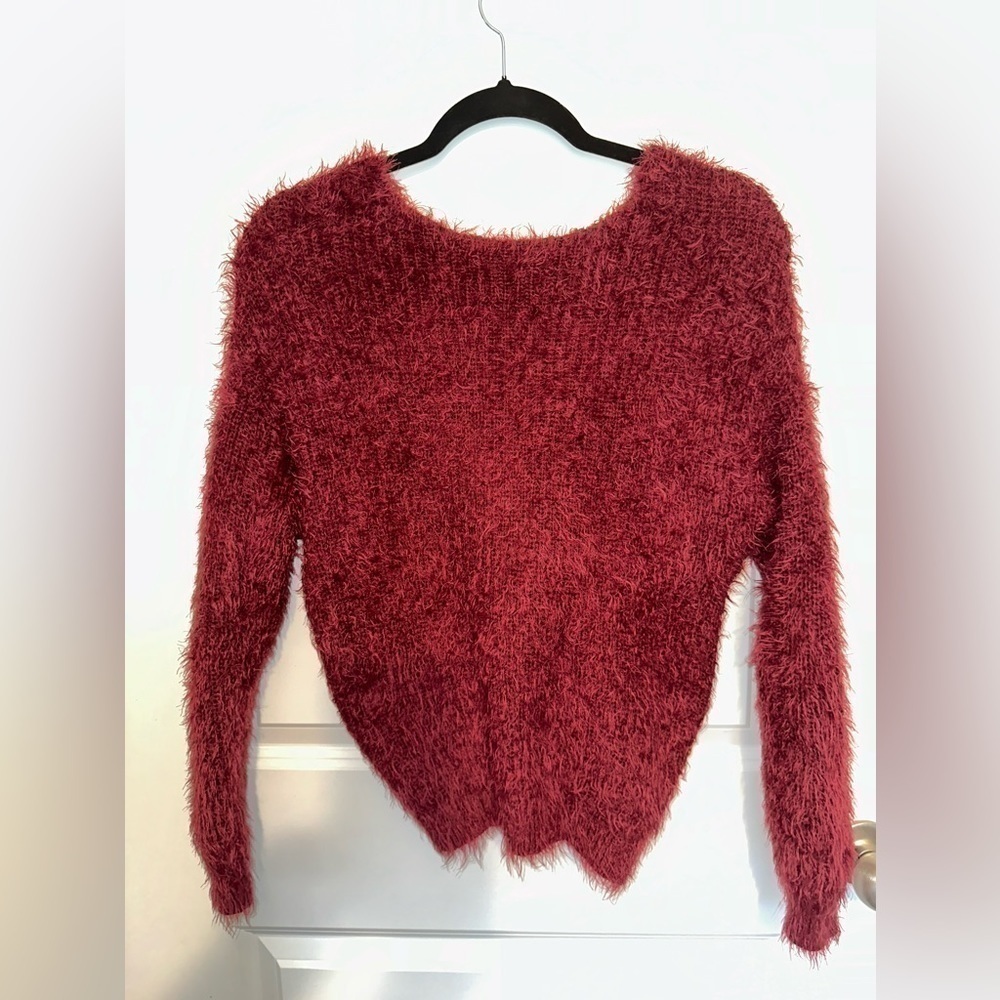 UEC THE LIMITED fuzzy sweater with a cross back. Extremely comfortable. Medium - Picture 3 of 8